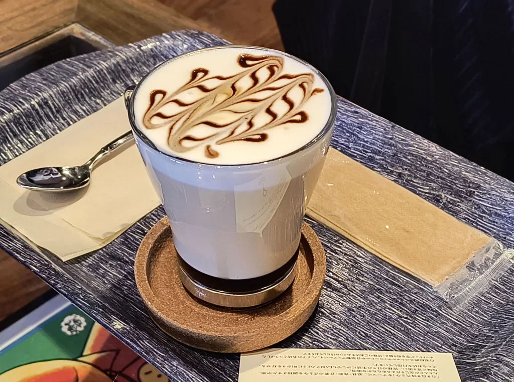 LAMP COFFEEのラテ